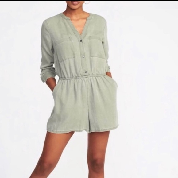 Old Navy Pants - Old Navy Long Sleeve Romper Size XS